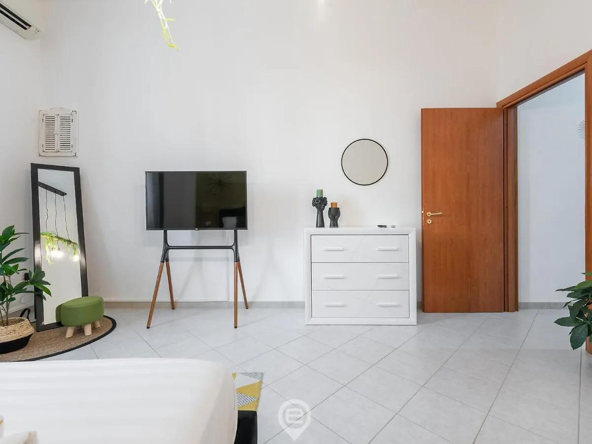 Trendy City Apartment Cagliari 0*,